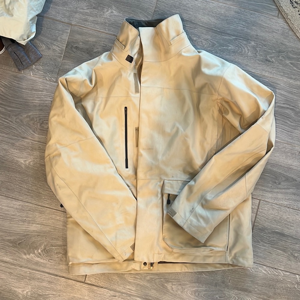 Burton AK Cancas Gore-Tex jacket